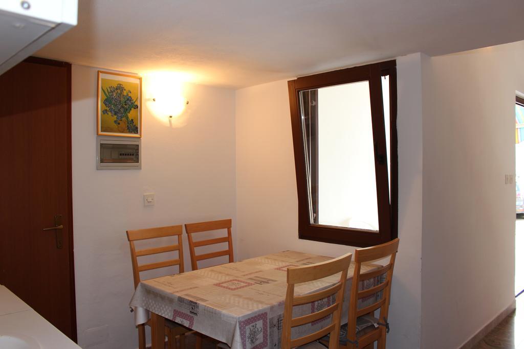 Egidio Gigi Bellich Holiday Apartments Family Houses ラバック エクステリア 写真